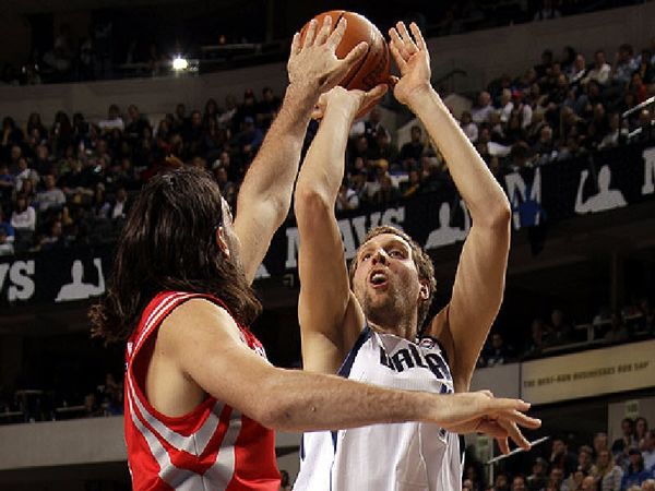 Οι Μάβερικς νικητές στο ντέρμπι του Τέξας