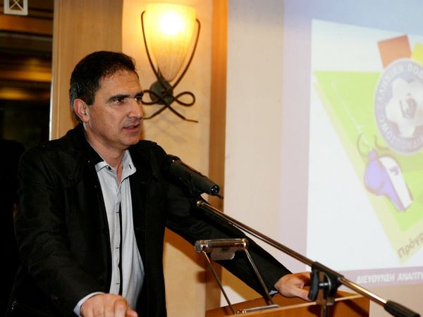 «Δεν φεύγουν Πουλίδο και Φορτούνης»