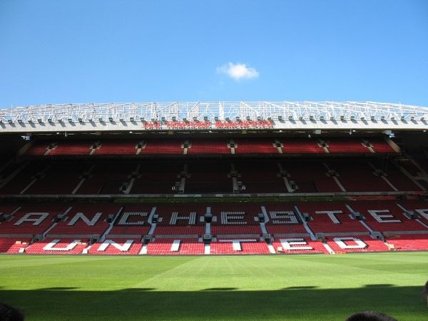 Ακριβαίνει το «Ολντ Τράφορντ»