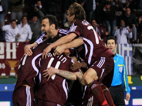 Φιλί... ζωής από Μετίν