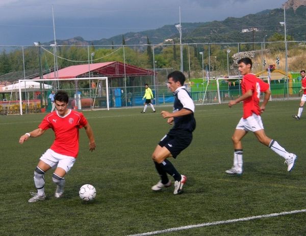 Ελπιδοφόρος - Άγιαξ Ταύρου 1-1