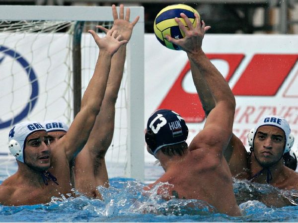 Η πρώτη εξάδα των «Μαγυάρων» 