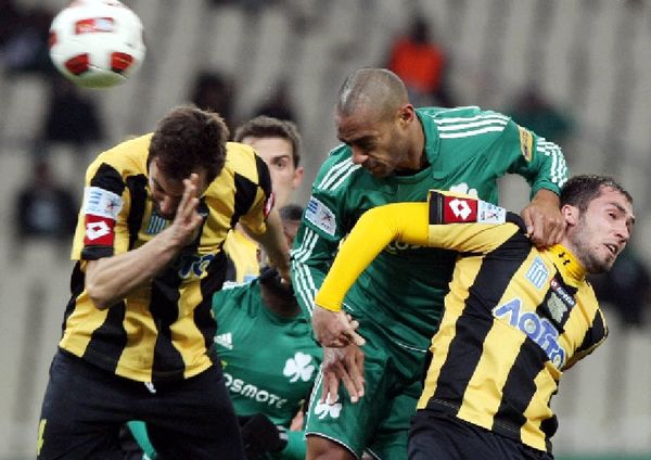 Τα χαλάει στο τελείωμα