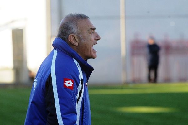 Την «έβγαλαν» στο γήπεδο!