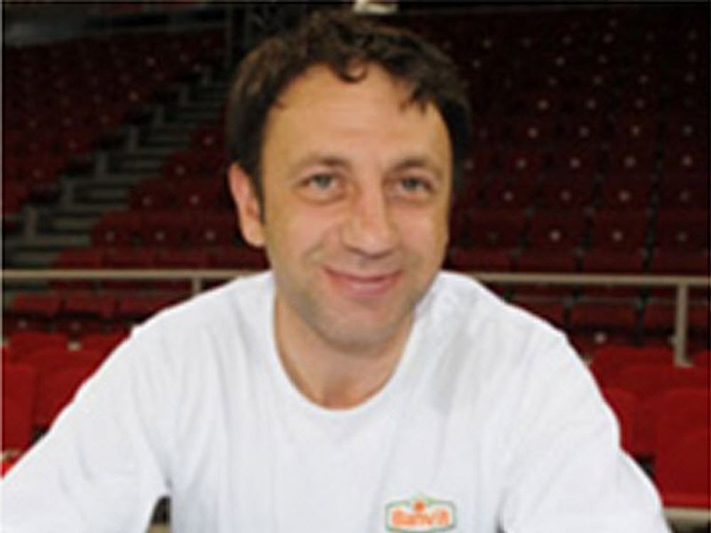 Ο Ενέ στον πάγκο της Τουρκίας