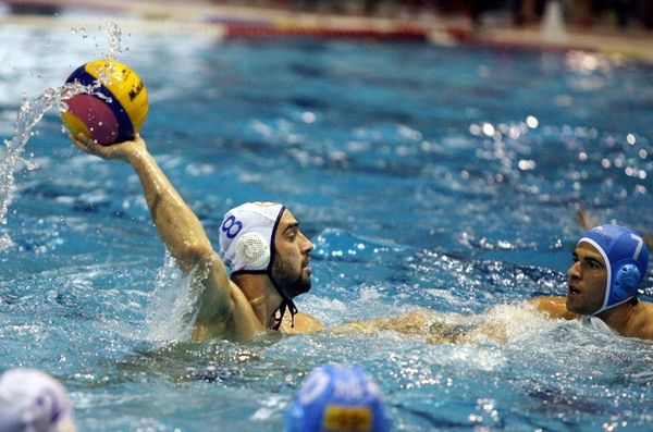 Με ψηλά το κεφάλι...