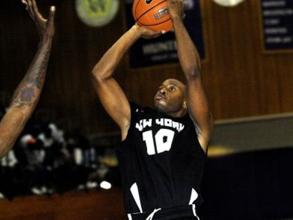 Στο Περιστέρι ο Γούντγουορντ