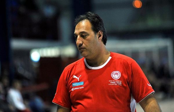 Β. Πάτερος: «Ο Ολυμπιακός αποφασίζει»