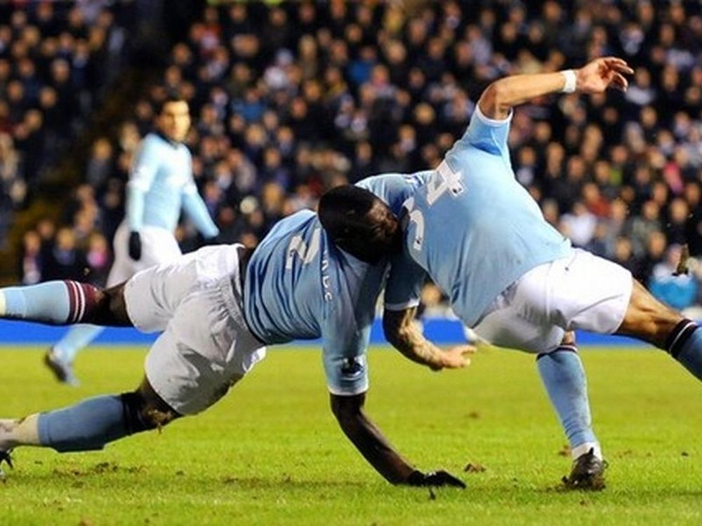 Ντε Γιόνγκ,ο εξολοθρευτής! (Video)