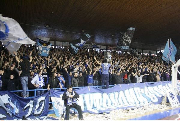 «Κυανόλευκη τιμωρία»