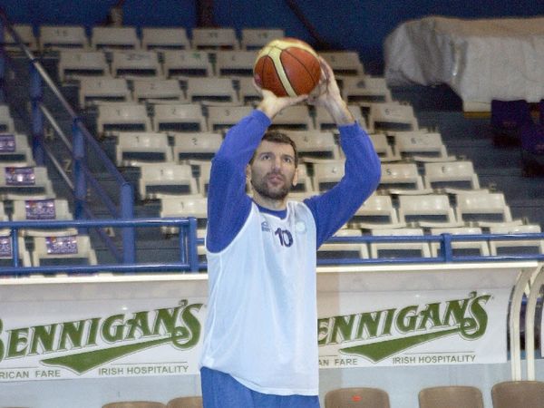 «Θέλω να παίξω μπάσκετ»