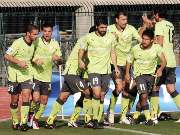 «Χτυπάει» την ανεργία η Καλλιθέα