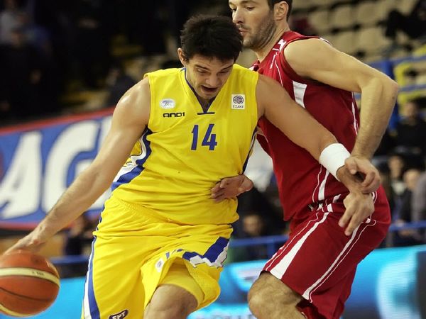 Πετρούλας: «Να γίνουμε καλύτεροι»