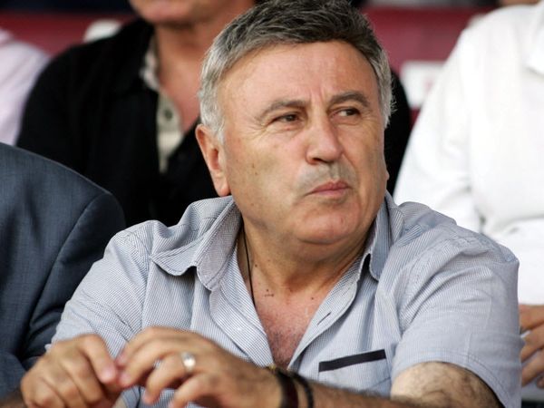 Παραιτήθηκε και πουλάει ο Θεοδωρίδης 