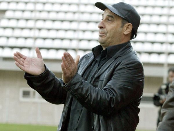 Να μην… μπλέξει σε περιπέτειες