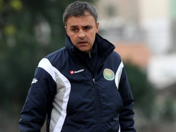 Δύο «πονοκέφαλοι» για Φερέρα