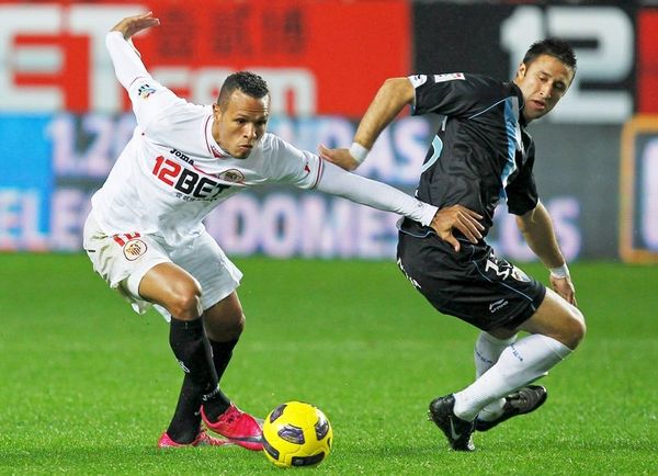 Να παίζει πάντα εκτός