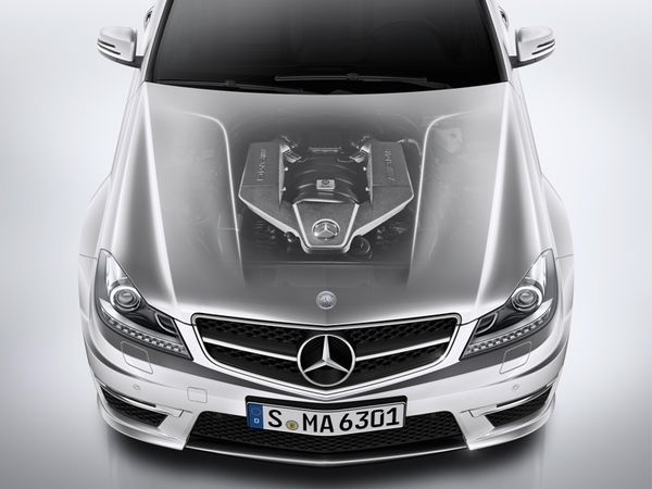 Mercedes C63 AMG