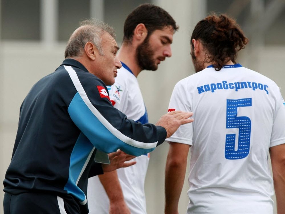 «Είμαστε εδώ για σας»