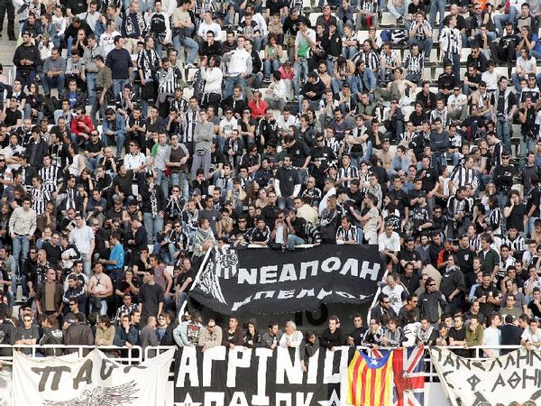 Χωρίς κόσμο στη Νέα Σμύρνη