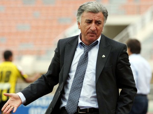 Κάνουν τον… σταυρό τους 