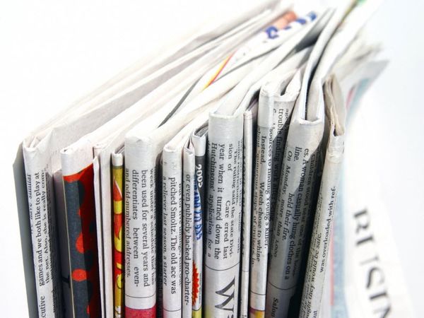 Η «αυτοκτονία» των εφημερίδων