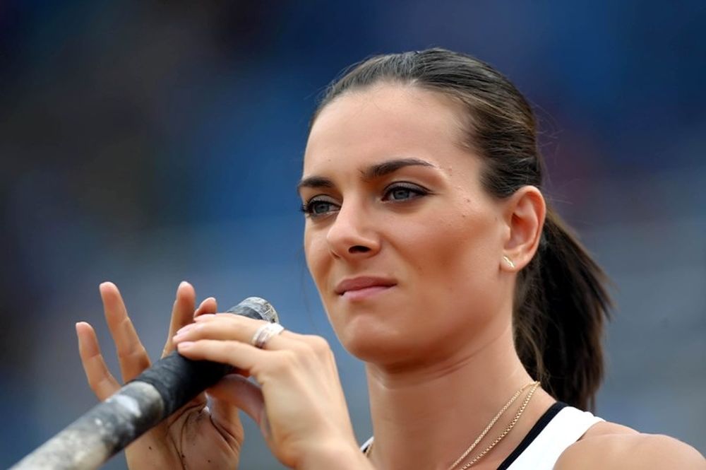 Ισινμπάγιεβα: «Για νέο παγκόσμιο»