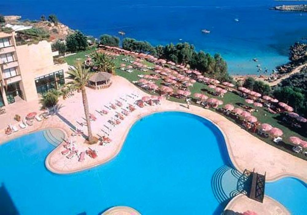 Στην Αγία Νάπα ο Ίμπρα 