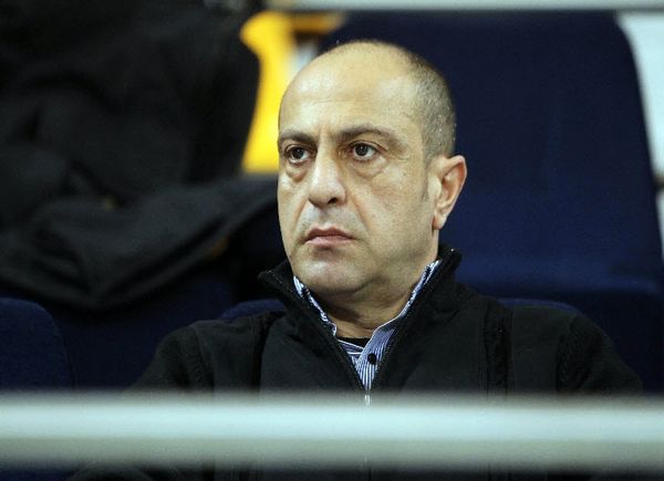 Έξαλλος ο Δαμιανίδης