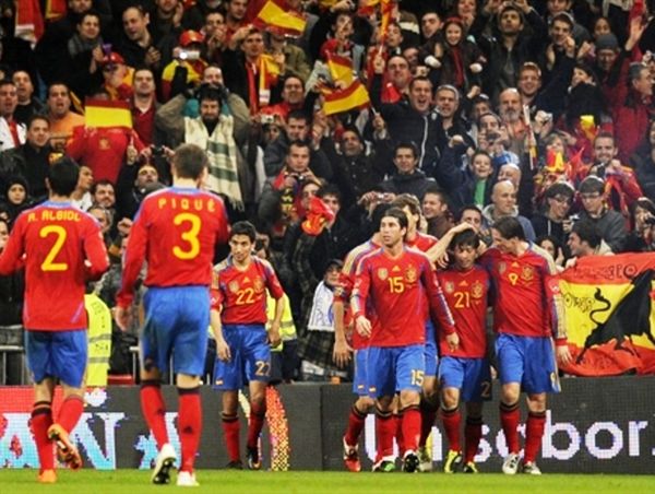 «Χρυσή» αλλαγή ο Σίλβα (video)