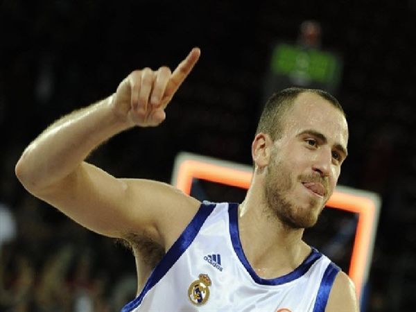 Στην τετράδα η Ρεάλ