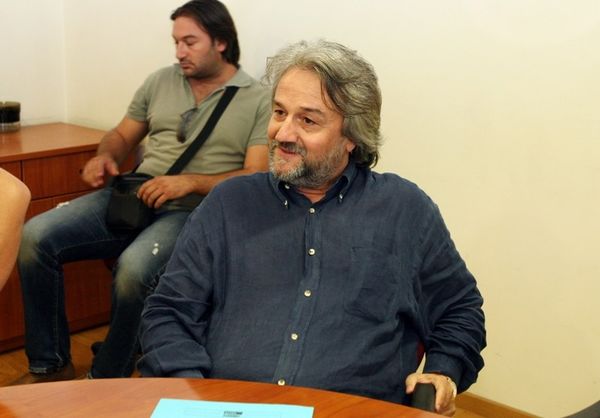 Δεν τίθεται θέμα υποβιβασμού