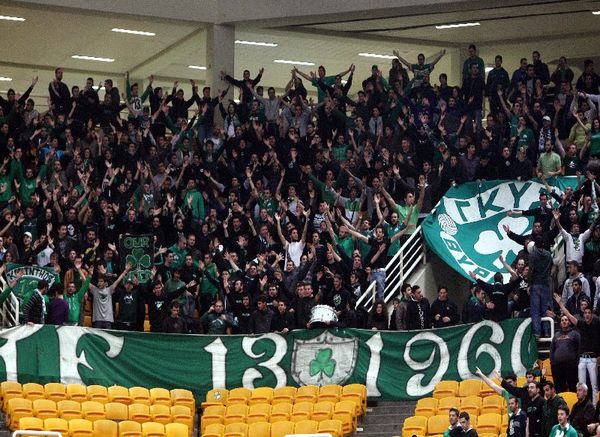 Τα εισιτήρια με Κάχα, Κολοσσό