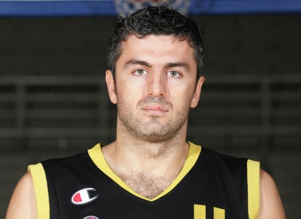 Βραβεύουν τον Βετούλα