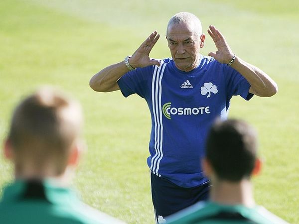 Επίθεση με… προσοχή