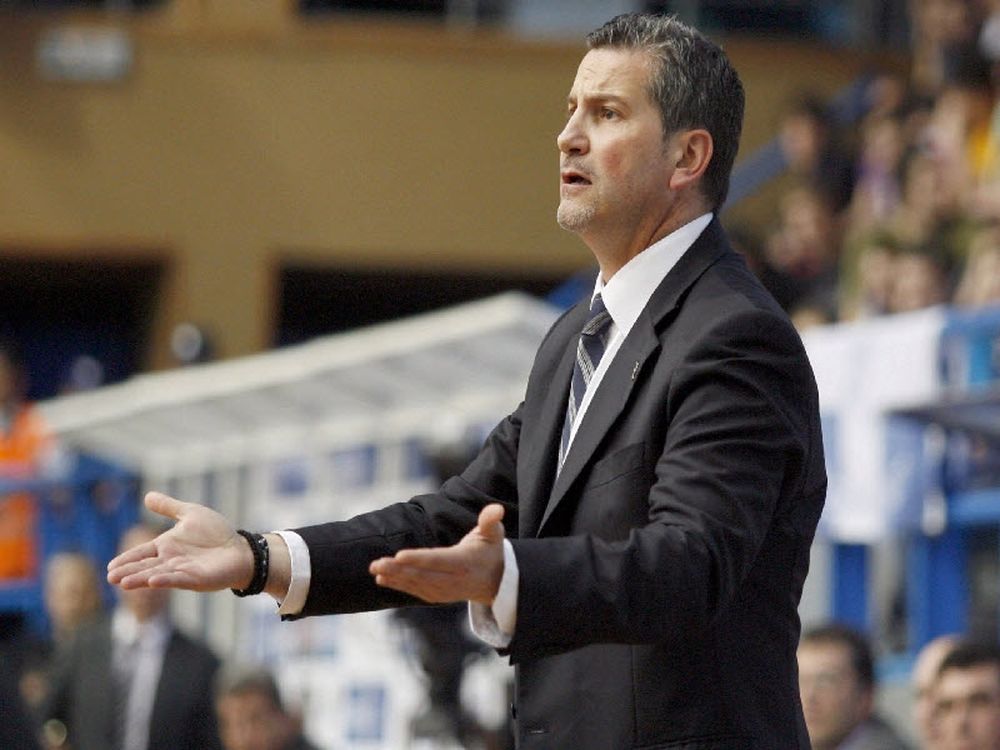 «Η παράσταση συνεχίζεται»