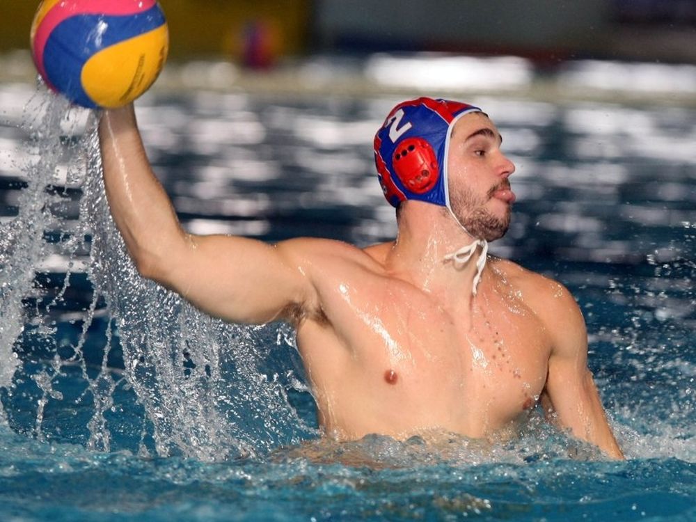 Μιράλης: «Έδρα… καμίνι»