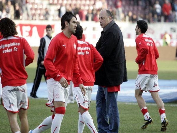 «Άντε γεια… This is Volos»