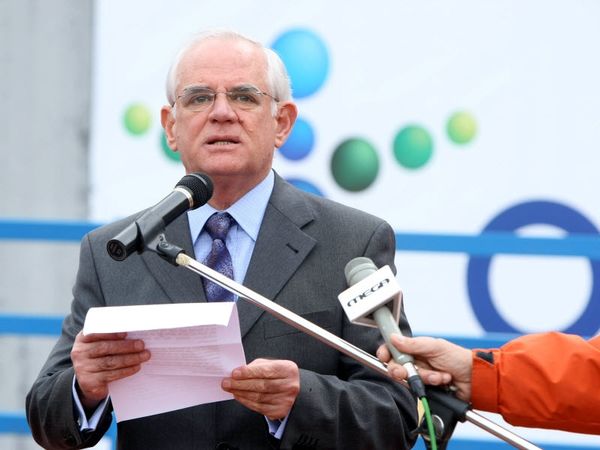 Σαλευρής: «Παραιτηθείτε»