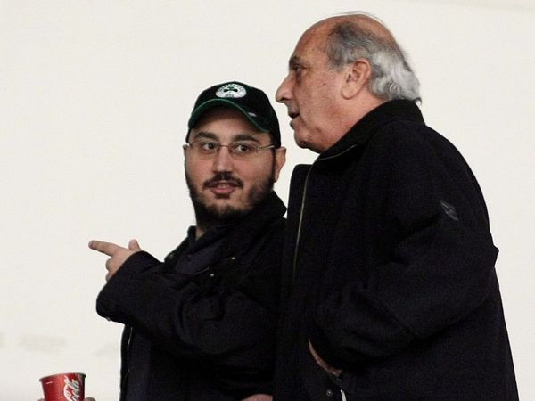 Σκέφτεται το Φάληρο ο Πολέμης