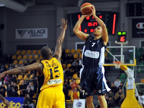 Φεύγει ο Χαφ