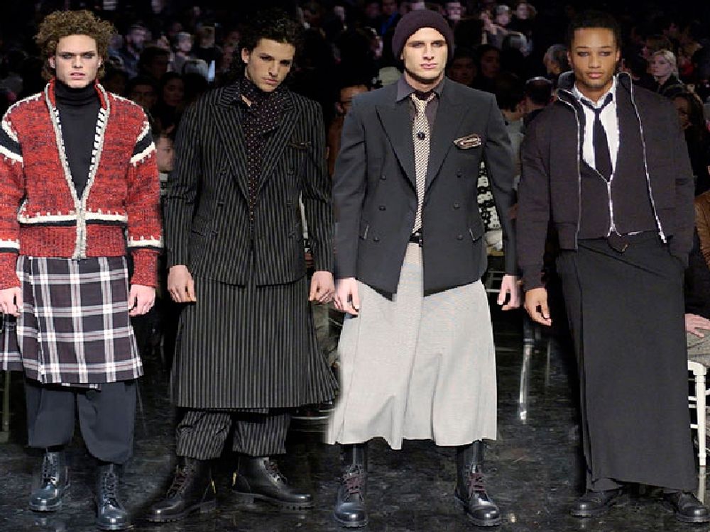  Όχι πια Φούτμπολ αλλά Φούστμπολ