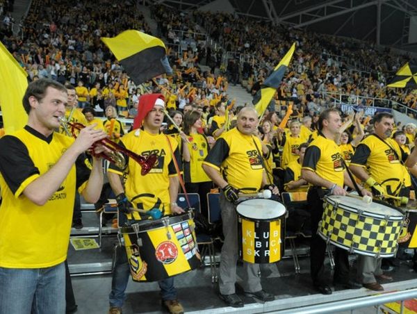 Τσάρτερ για... φάιναλ-4