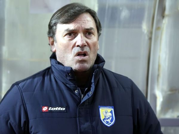 Κλειστά τα χαρτιά του Τεννέ