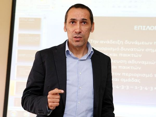 Δώνης: «Με όπλο την έδρα»