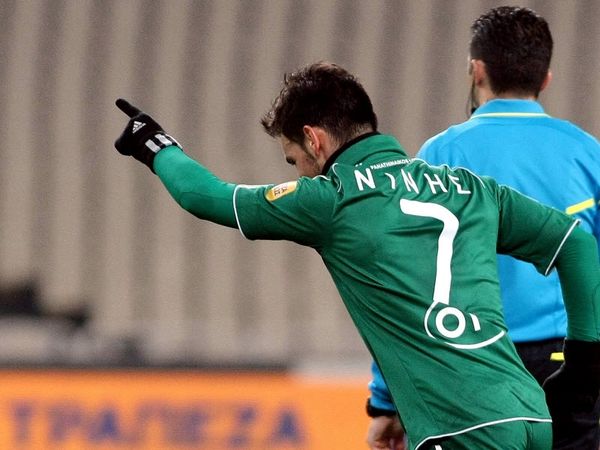 Με τον Νίνη βασικό