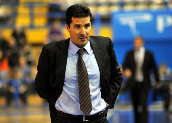 «Πρέπει να πάρουμε παίκτη»