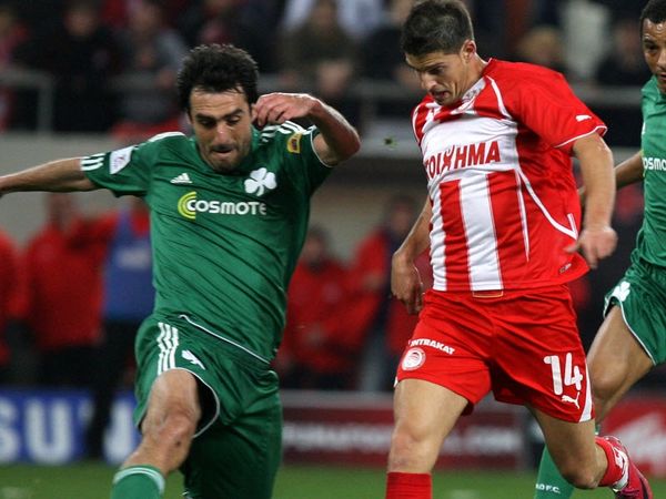 «Μας έκλεψαν»