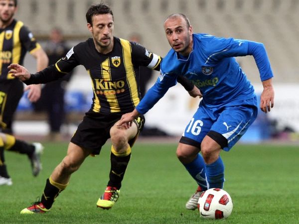 Φουλάρει ο Παρασκευαΐδης