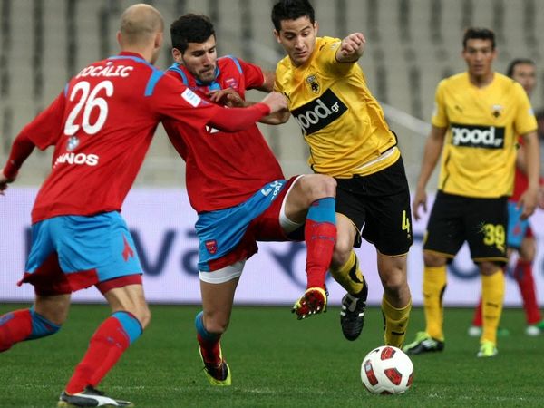 Σιόβας: «Σέβομαι όλες τις ομάδες»